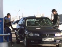 Тажикстанда күйүүчү май жоктугунан май куюуучу жайлар жабылууда