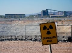 “International Mining Company Inc” компаниясы уран кендерин иштетүүгө тыюу салганы үчүн Кыргызстанды сотко берди